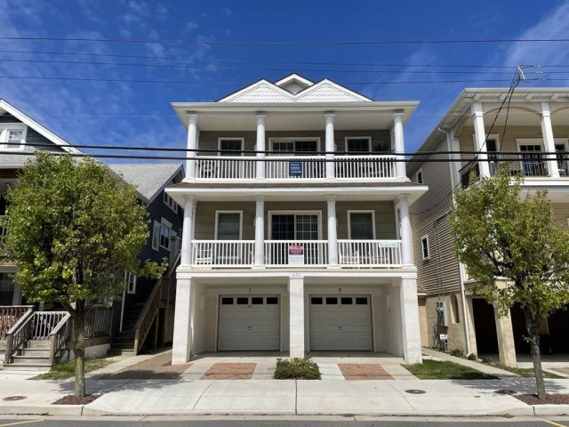 Steps to Beach, Boardwalk, Asbury, Downtown. Rooftop Deck